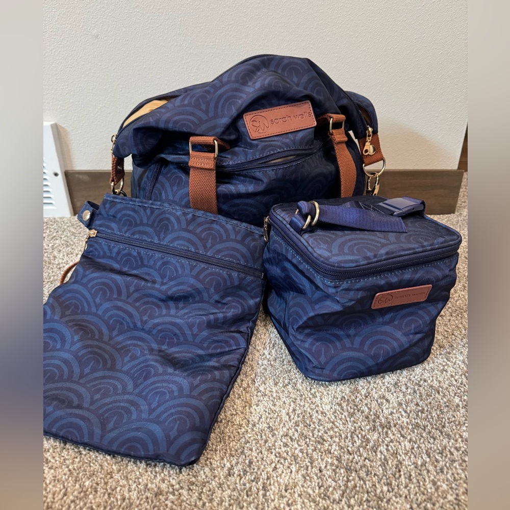 Sarah Wells Package (Deco)
Gently used